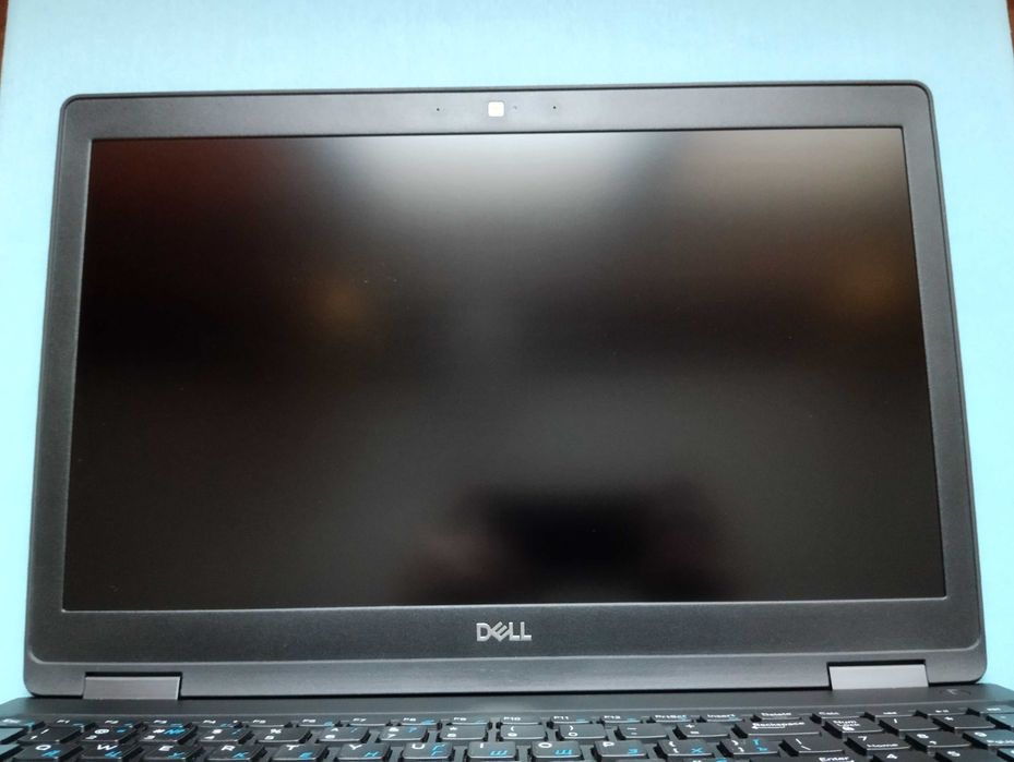 Dell Latitude 5591 i5-8400H GeForce MX130 8/256Gb FullHD IPS