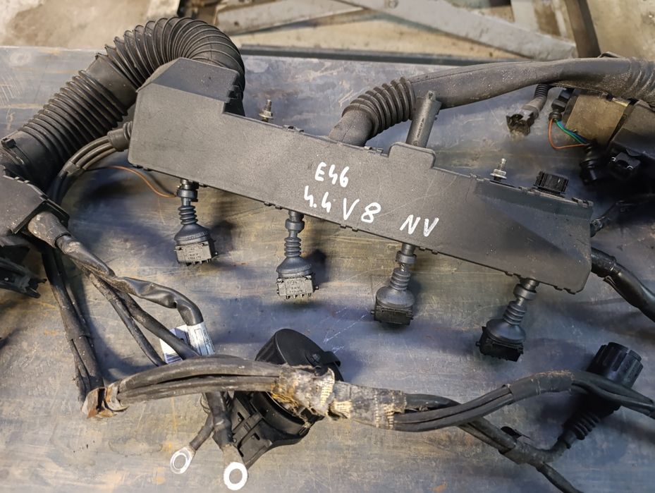 BMW E38 wiązka silnika m62b44 nv automat