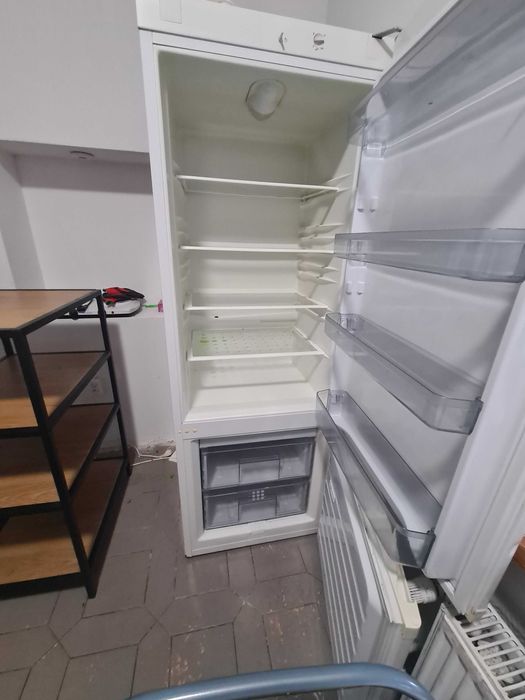 Oddam za darmo lodówkę Polar