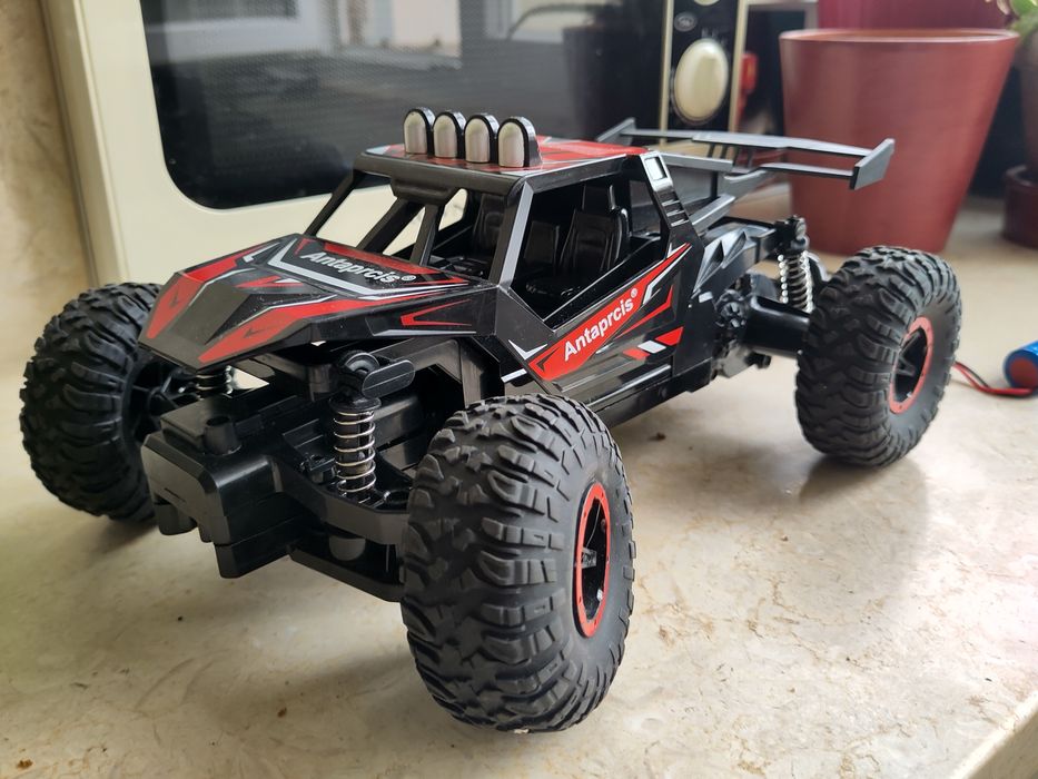 Carro telecomandado Antaprcis