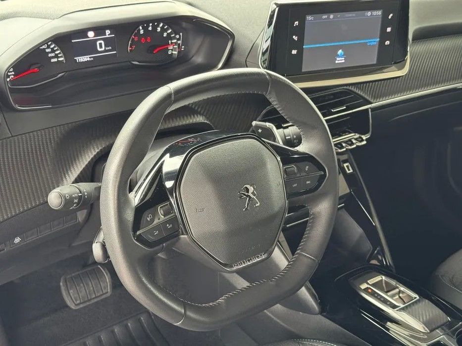 Peugeot 2008 1.5 BlueHDi Allure EAT8
