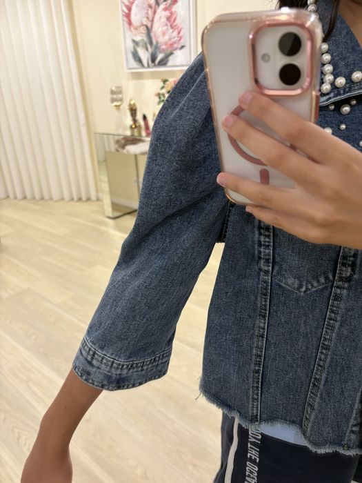 Jaqueta Jeans com Perólas