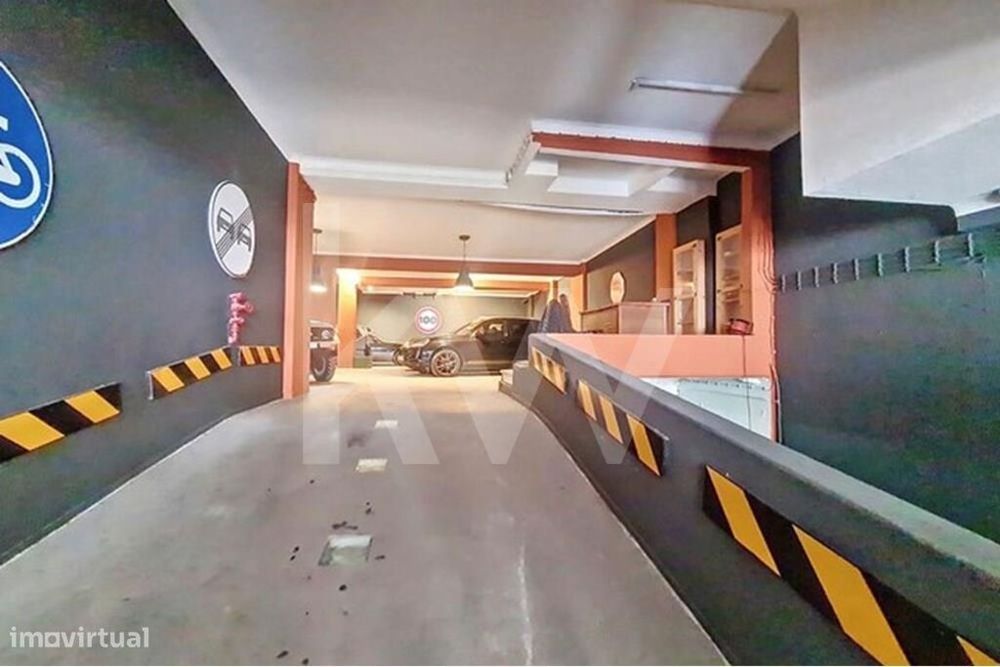 Aquisição com Rentabilidade Garantida por 20 Anos • Espaço Comercial n