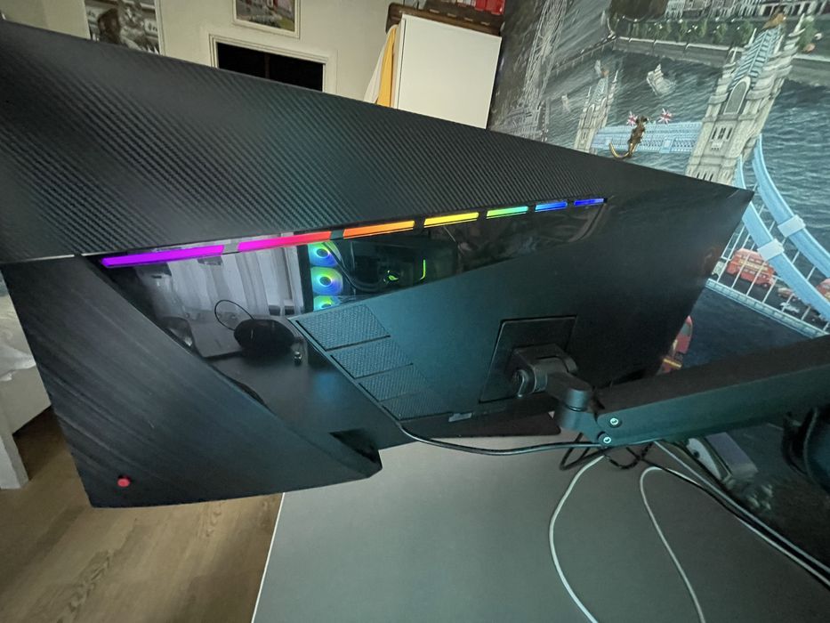 монітор 40" MSI MAG401QR