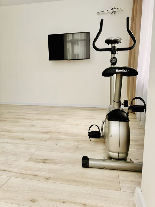 ! Подобово ! 2-х кімнатна вул. височана ( центр)