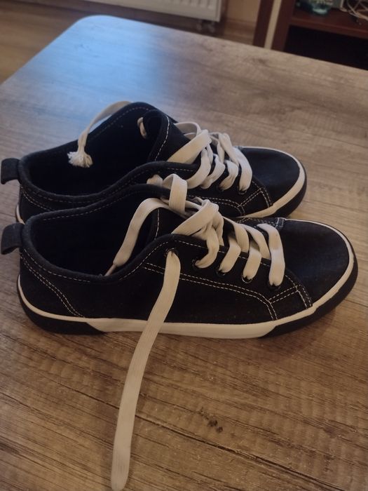 Buty trampki damskie dziewczęce 37 czarno białe.