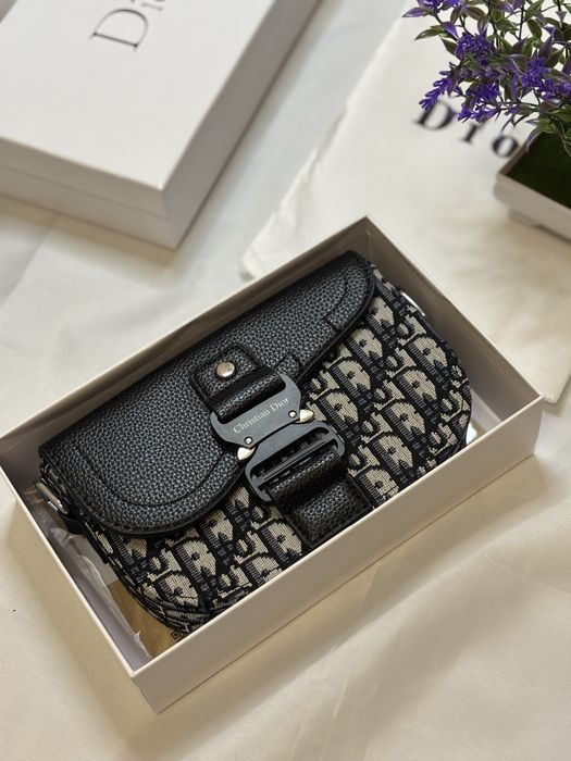 Сумка через плече Christian Dior Чорна