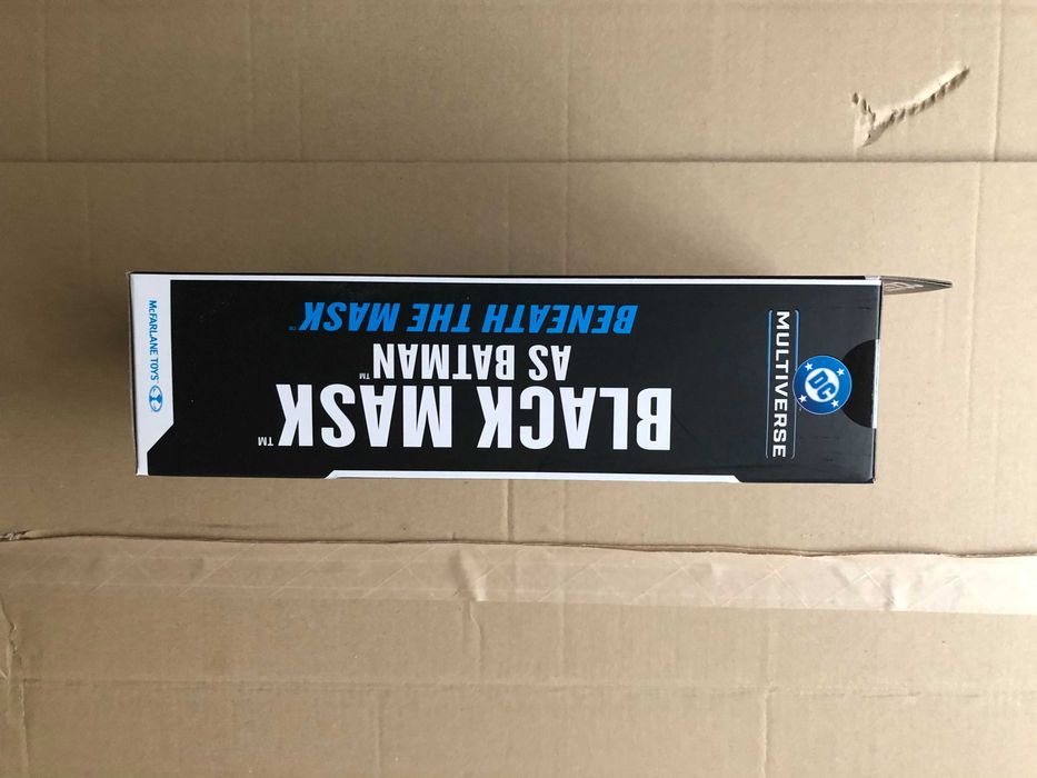 DC Multiverse Action Figure Black Mask as Batman (Beneath the Mask)