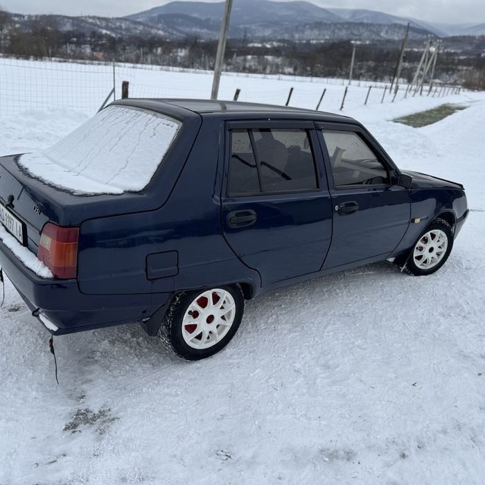 Продам у дуже хорошому стані Славуту!