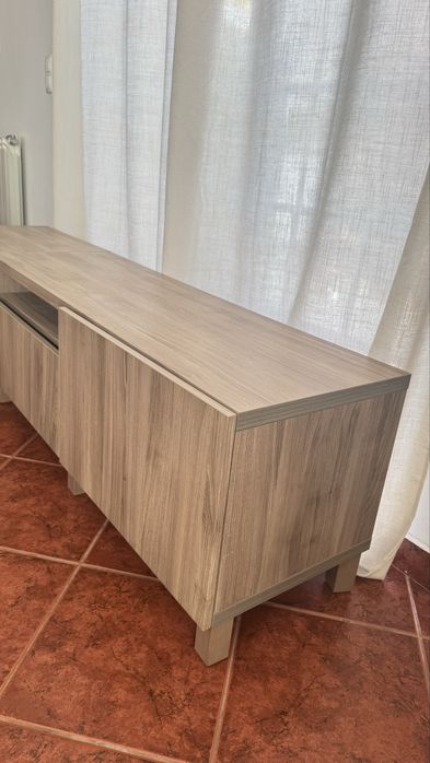 Aparador TV Ikea