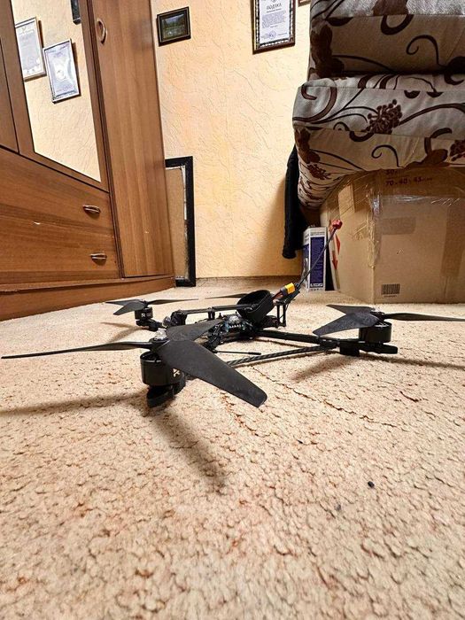 Продам FPV-дрони та комплектуючі до них 10; 7; 5 дюймів