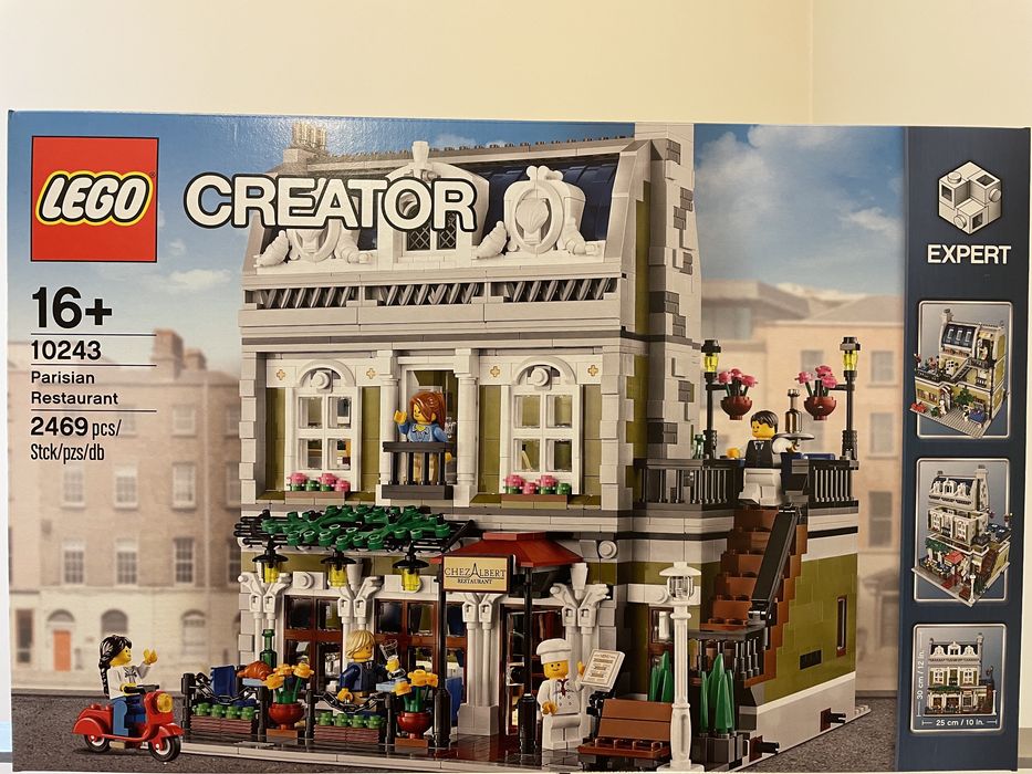 Lego Parisian Restaurant 10243