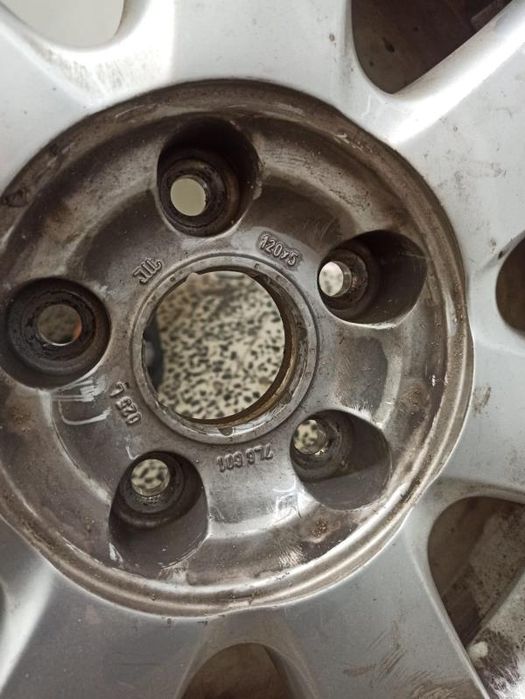 Conjunto de 4 jantes - VOLKSWAGEN Touareg (7LA, 7L6, 7L7) | 02 - 13