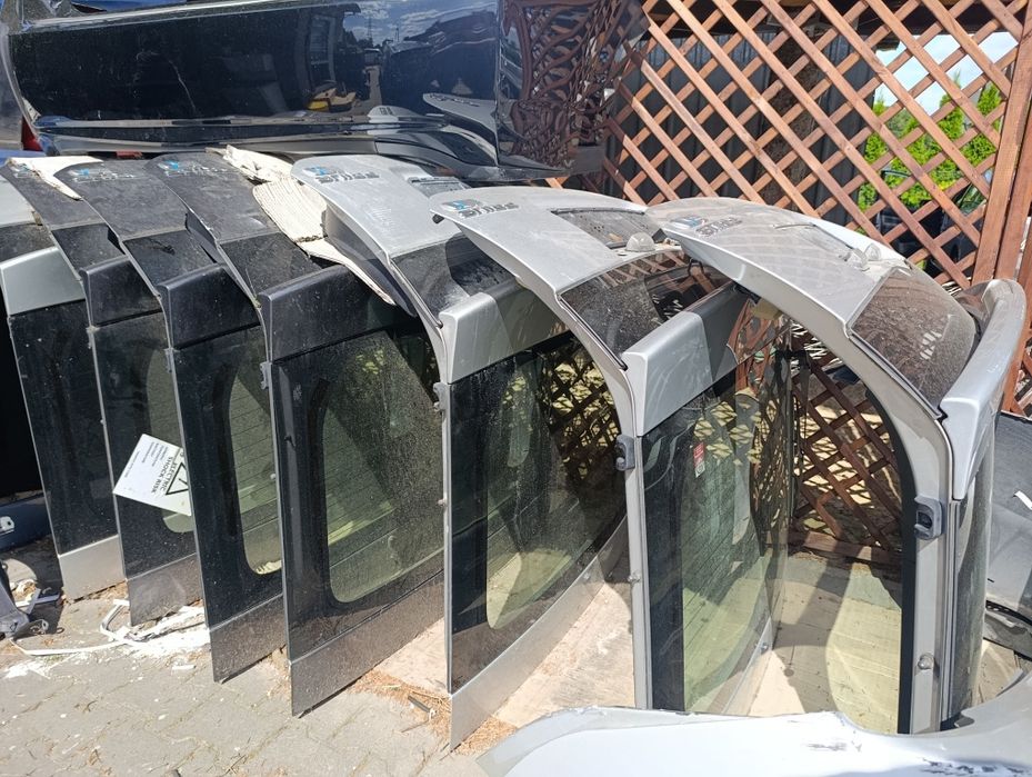 Tylna klapa Toyota Prius 20.