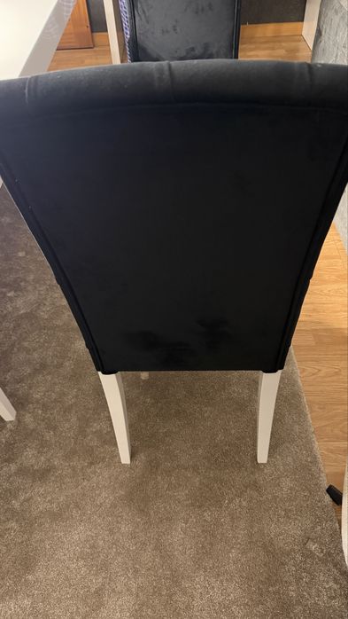 Vendo 4 cadeiras sala jantar pretas veludo