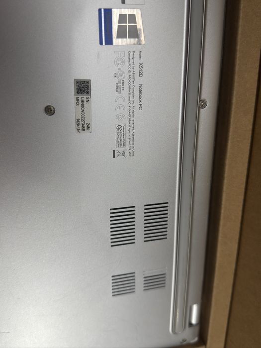 Laptop ASUS VivoBook 512GB SSD R5-3500U 8GB RAM 15.6"