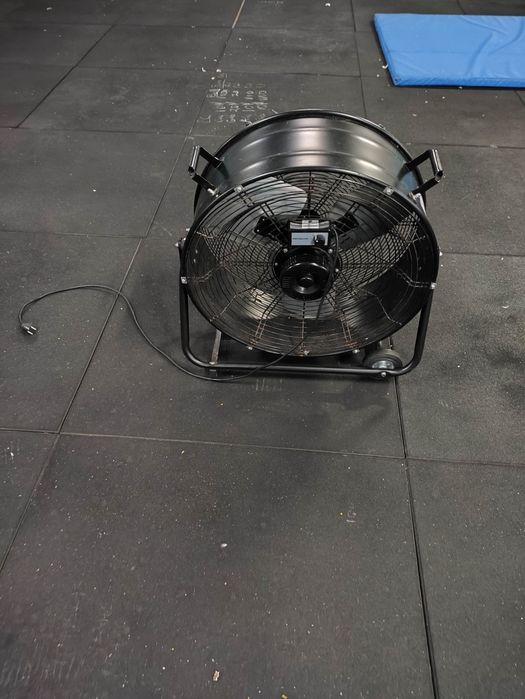 Ventoinha grande como nova