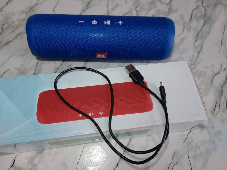 Блютуз колонка (10 ватт), портативная акустика