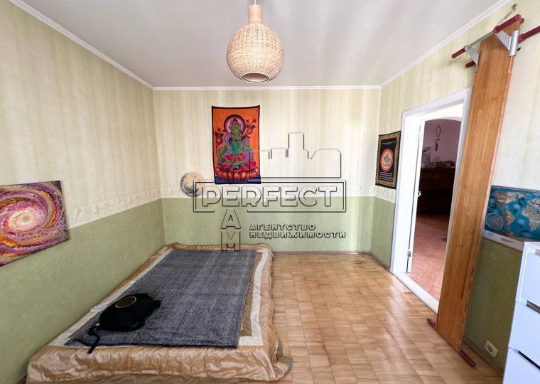 Продаж 3к квартири Княжий Затон 3