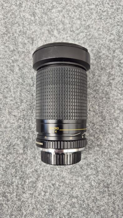 Cosina 28-200mm 1:3.5-5.6 MC Macro.