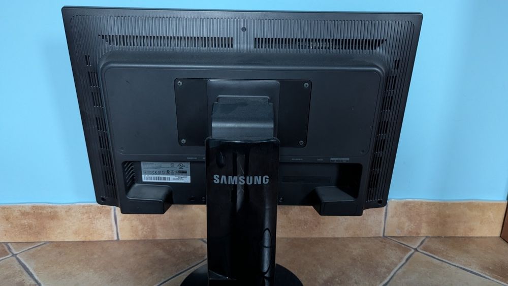 Monitor Samsung 23 cale