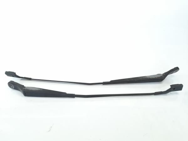 Haste / braço de escova limpa vidros frente direita PEUGEOT 3008 I (0U