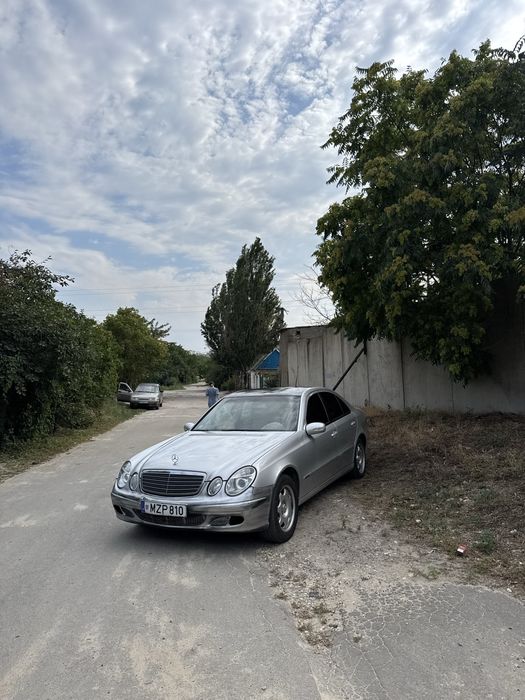 Mersedes W211 2,7 дизель на полном ходу