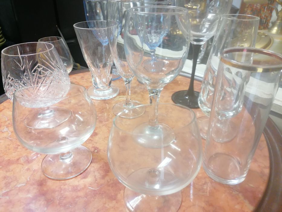 Conjunto de 12 copos diversos