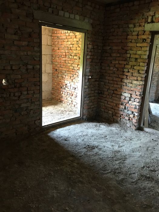 Будинок без внутрішніх робіт