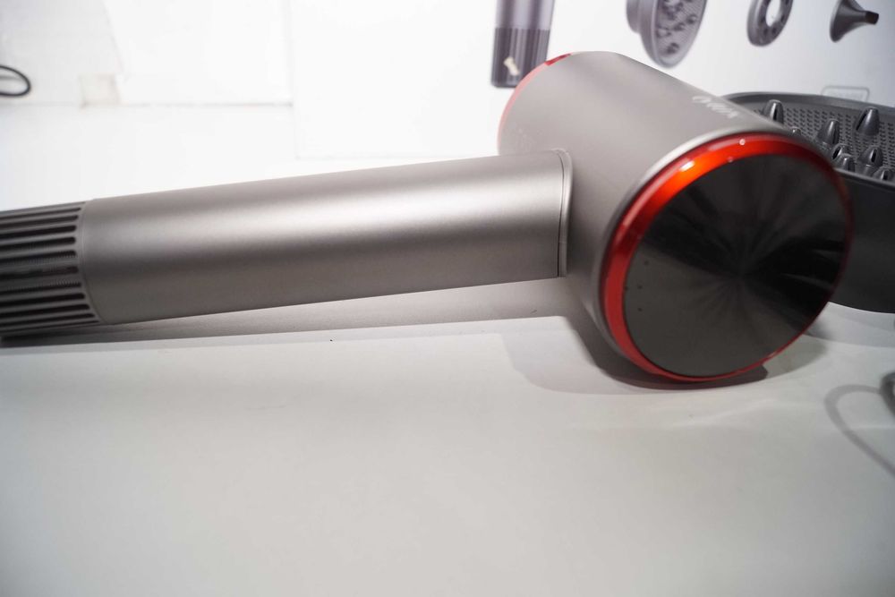 Lylux T3 Bezprzewodowa suszarka do włosów akumulatorowa 400W 110000obr