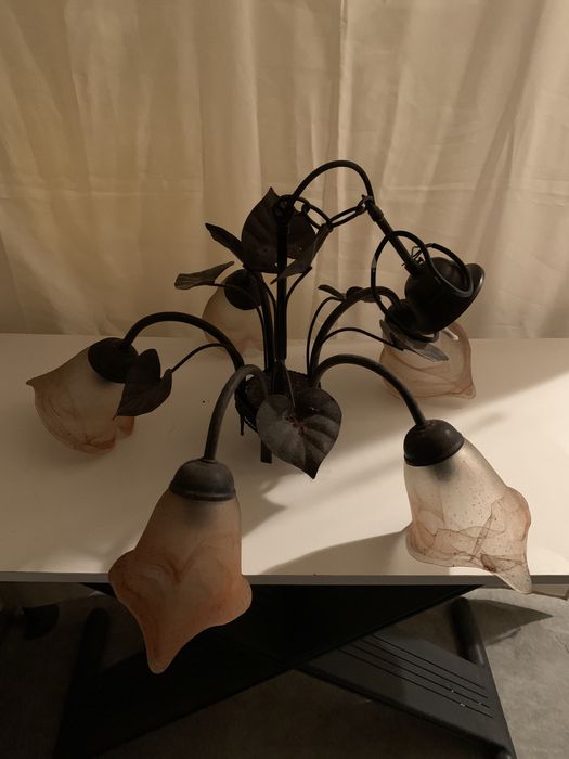 Tulip Lamp435563797823498241