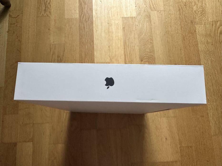 Новий MacBook Air 15" M4 (16GB / 256GB) – В упаковці!