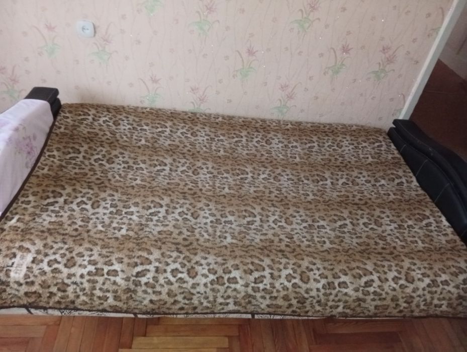 Плед Леопардовый ! Б/у! Большой! Тёплый!