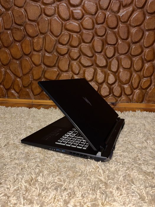 Неробочий Acer Nitro V17 QHD RTX4060