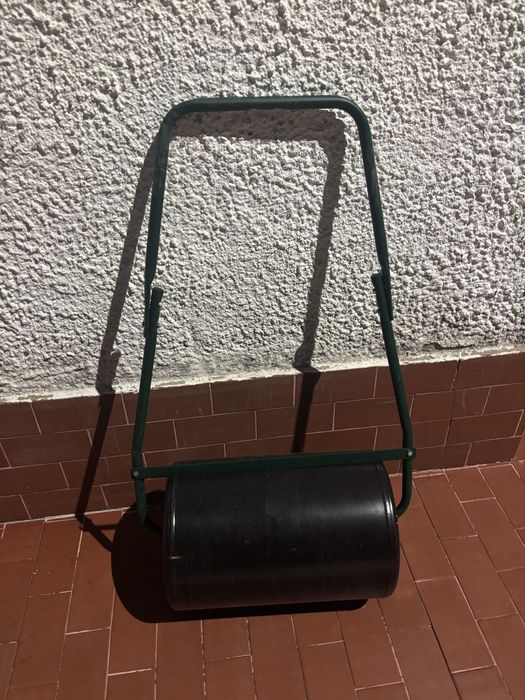 Aluguer compactador terreno