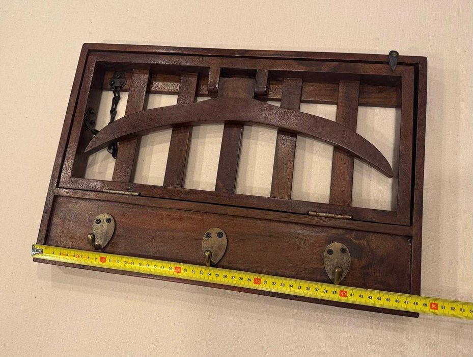 Cabide em madeira para fixar a parede (novo)