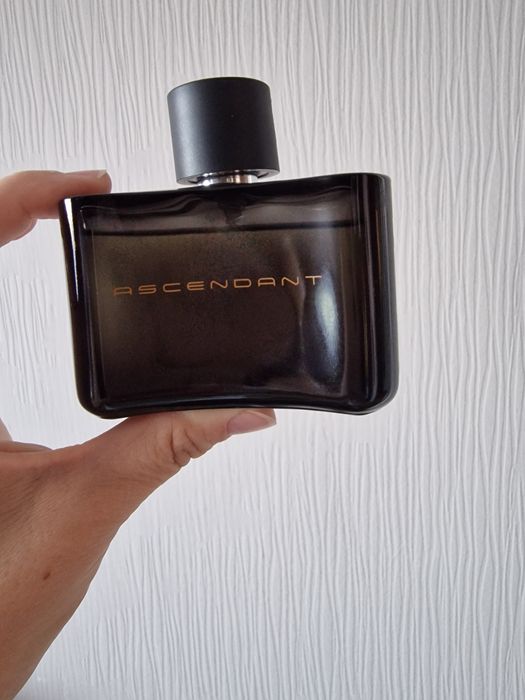 Męski perfum Ascendant
