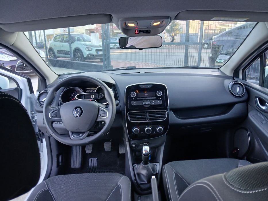 Renault clio 19.000 klms