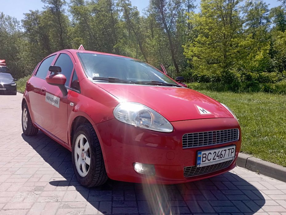 Інструктор з водіння Автоінструктор Приватні уроки водіння Механіка