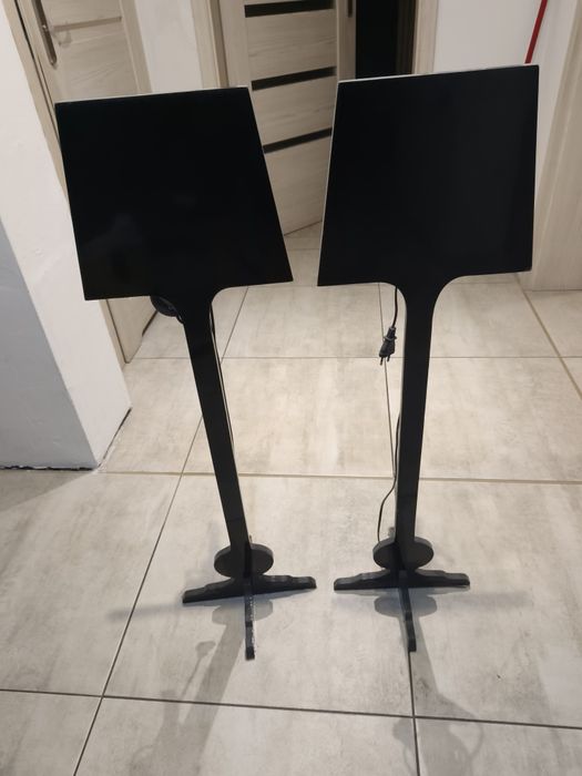 Lampy stojące czarne