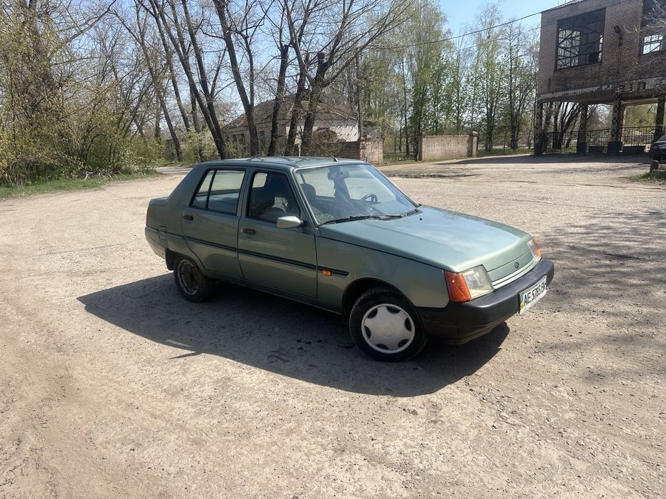 Продам заз славута 2007 год инжектор,105000 родного пробега