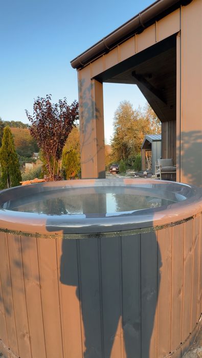 Подобова оренда будинків  з чанами!У нас тепло    і є світло!!