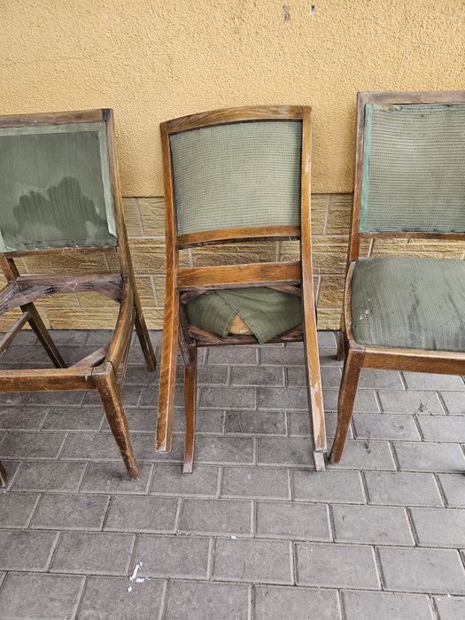 Krzesła do renowacji prl