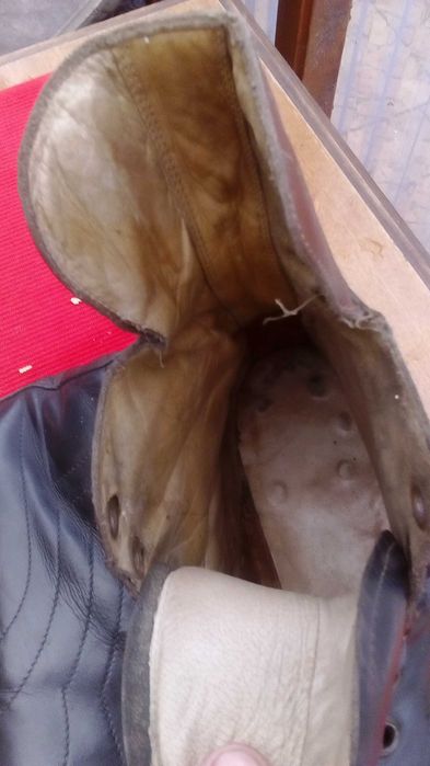 Łyżwy hokejowe z butami z PRL rozmiar 42