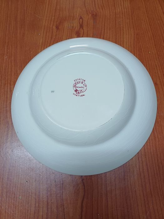 Prato sopeiro Sacavém Estátua Gilman & Cta