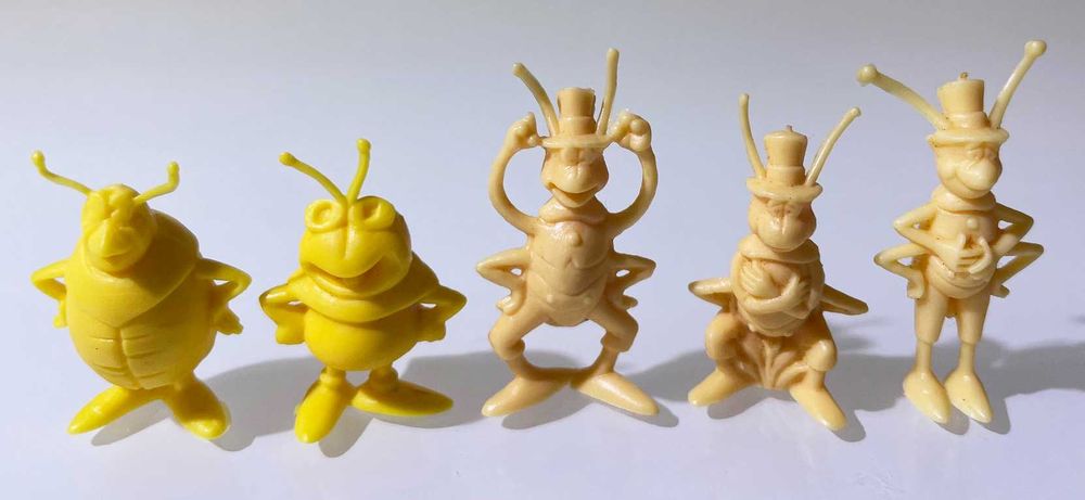 Antiga Coleção Completa ~ ”ABELHA MAYA” ~ 20 Monocromáticos ~ Anos 80