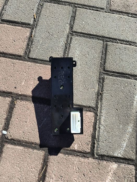 Блок кнопок склопідйомника Hyundai i30 2007-2012.