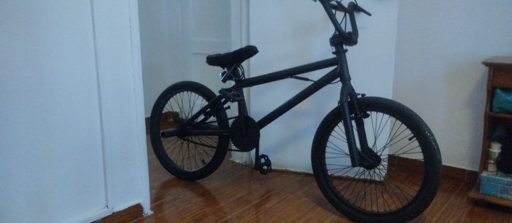 Bicicleta BMX GT