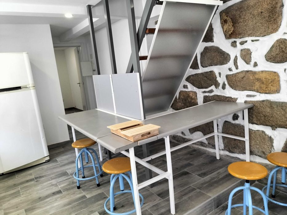 Casa mobilada para arrendar no Centro do Porto (T3)