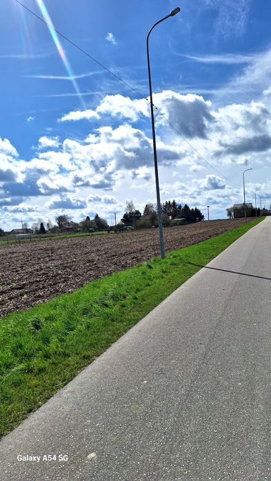 Sprzedam działki budowlane w Wesołówce